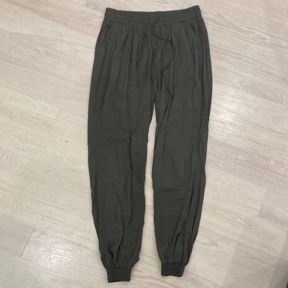 💚 Garage Thin Joggers - Small - Picture 1 of 6
